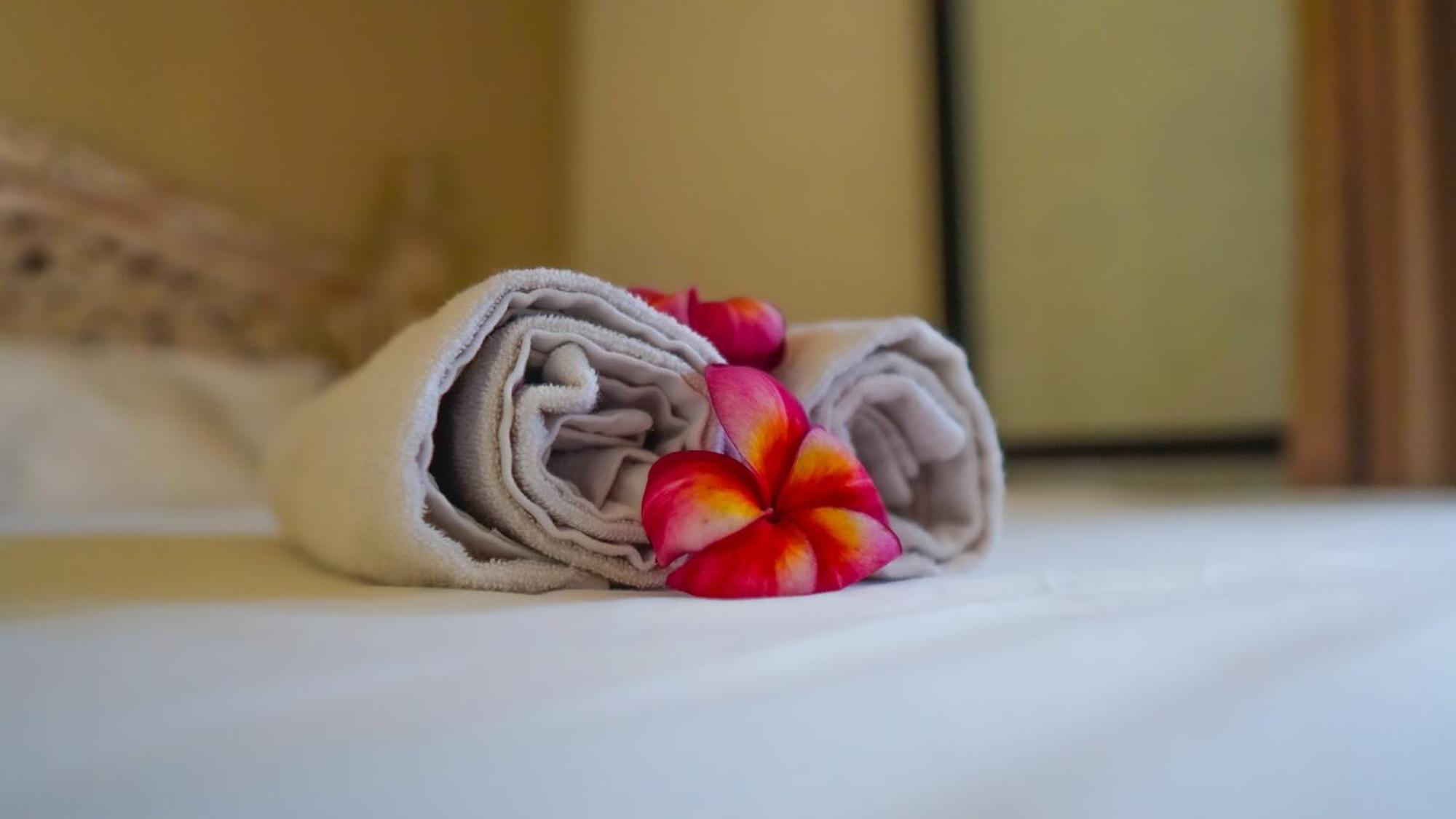Dirga'S House Sanur View By Eps Hotel Buitenkant foto