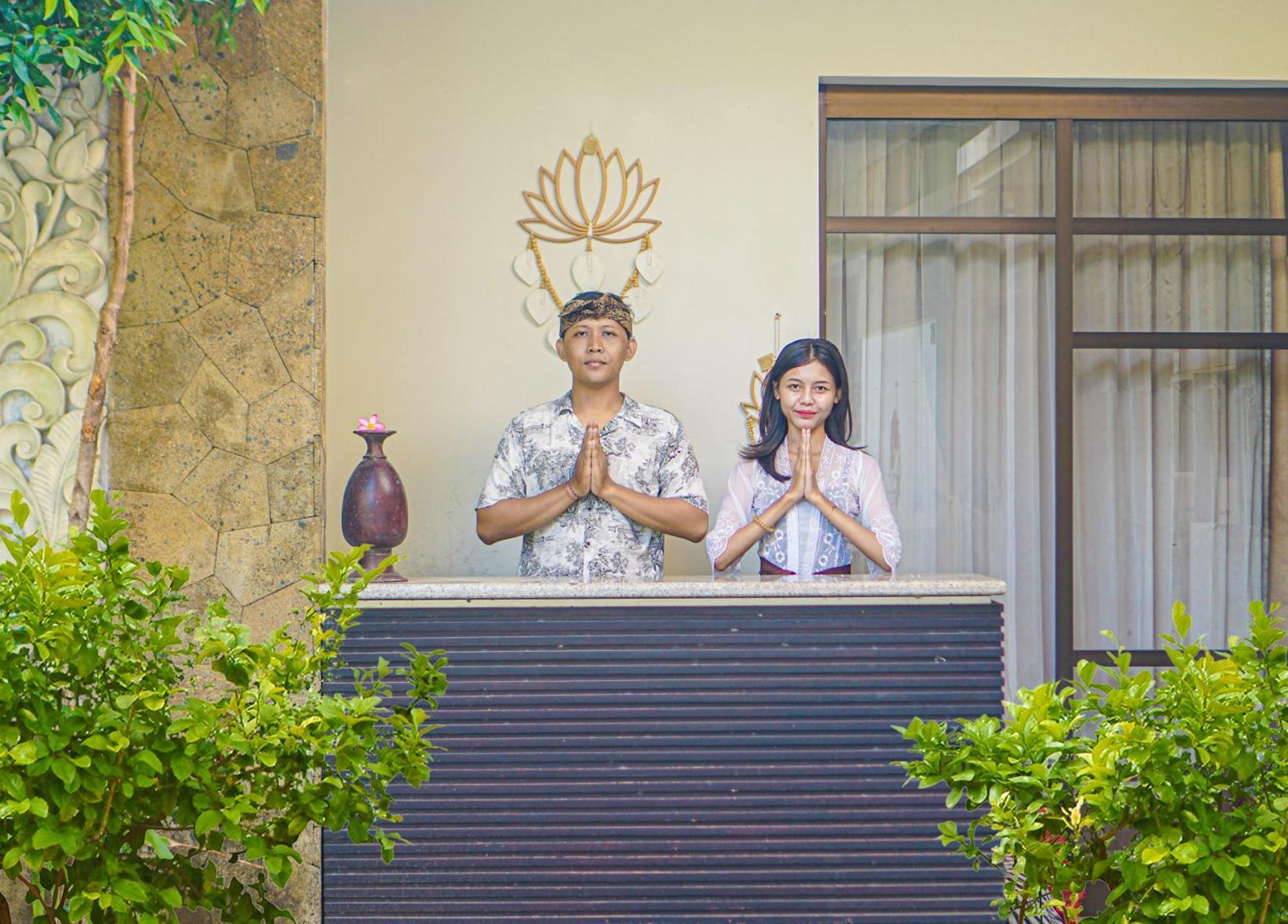 Dirga'S House Sanur View By Eps Hotel Buitenkant foto